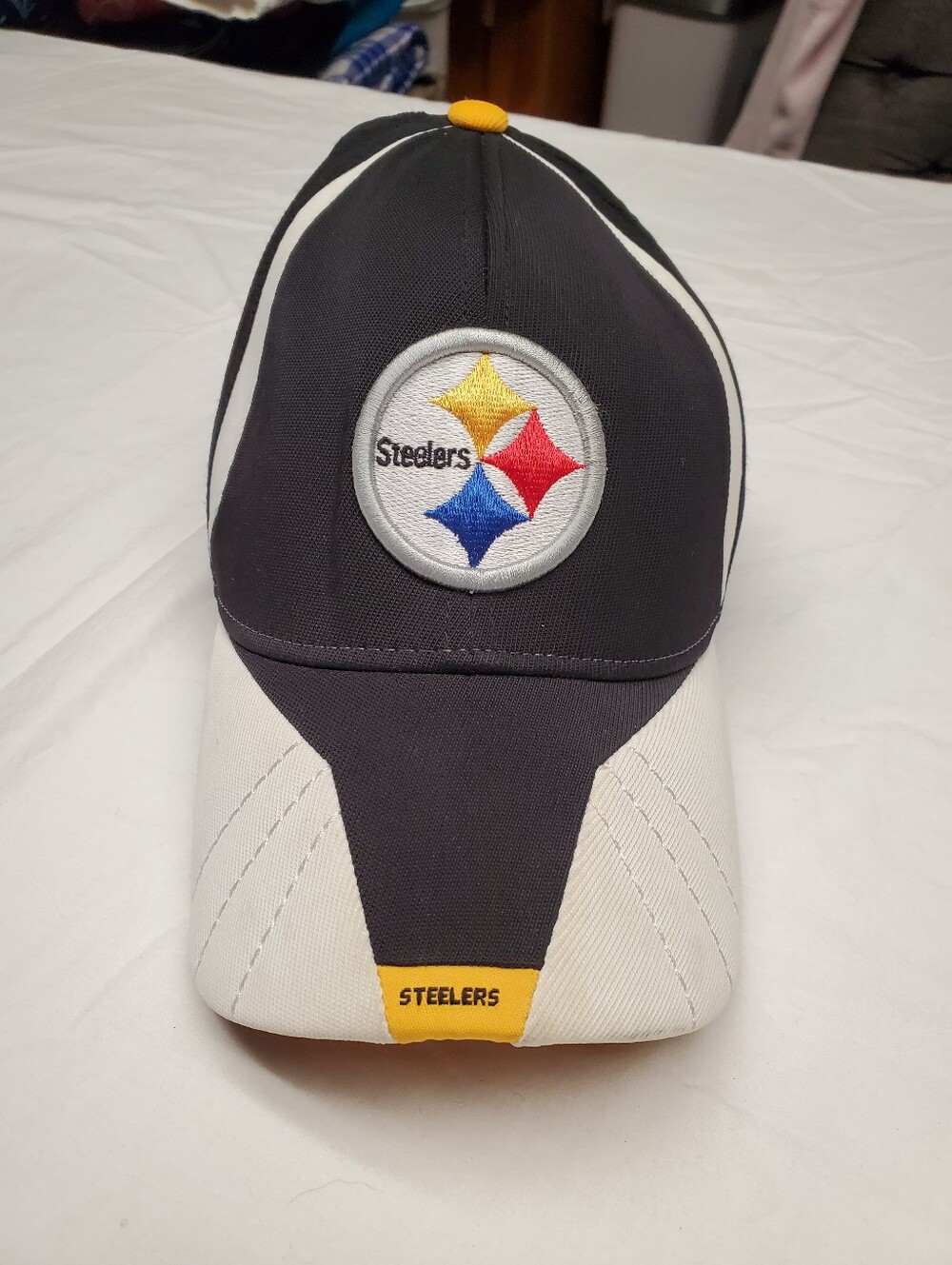 Reebok NFL Equipment Pittsburgh Steelers Sideline Hat One Size Stretch Fit Cap
